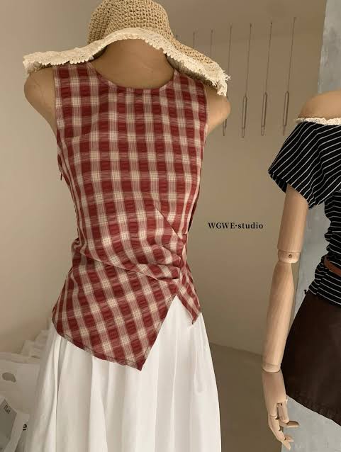 Wgwe Plaid fitted top