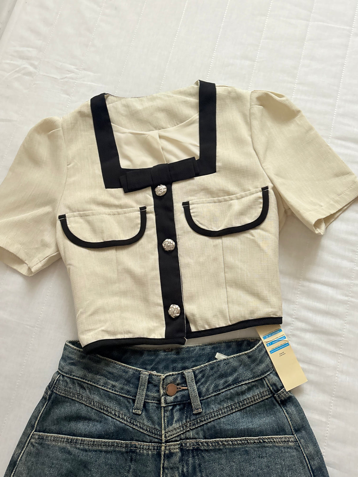 Cute buttoned top