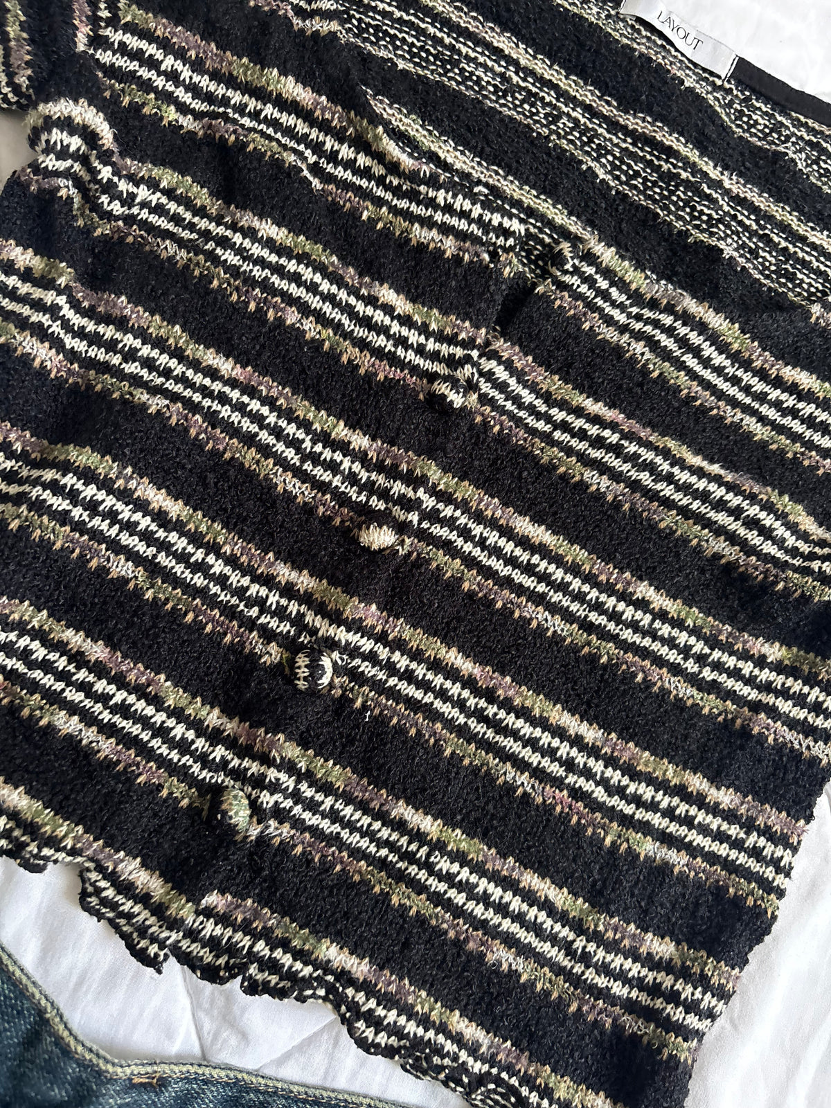 Black stripe top