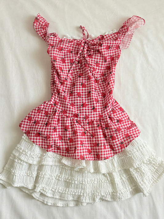 Strawberry top